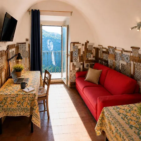 Maya Casa Magica Panoramica Appartement